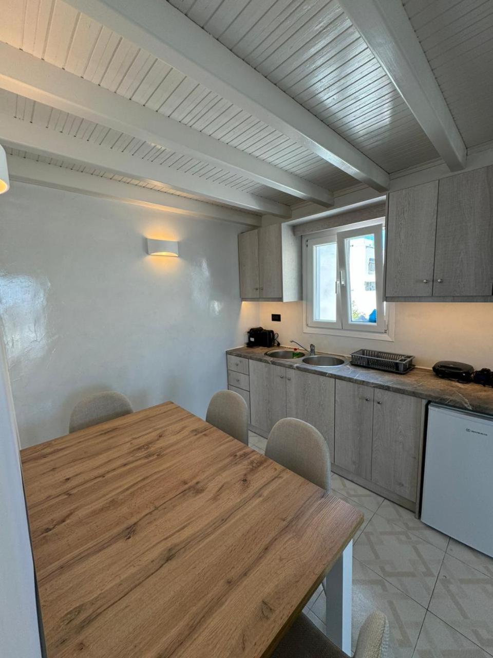 Gervi Suites Fira  Exterior foto